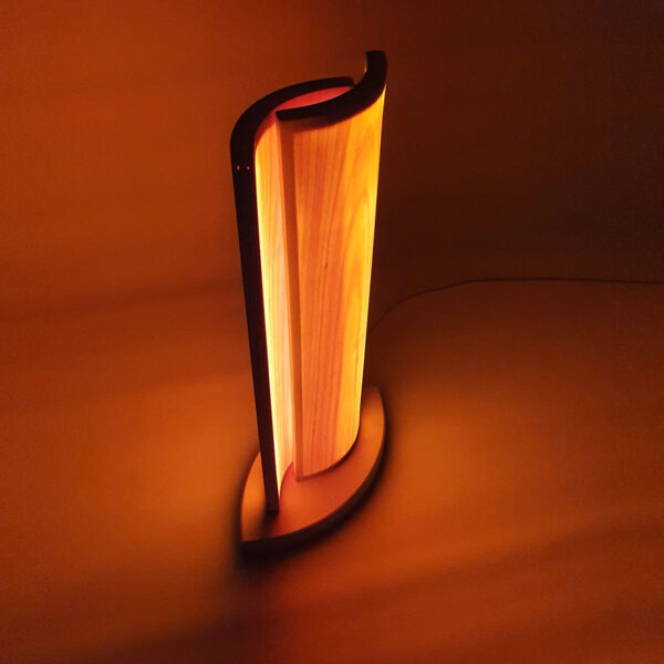 Öökapi lamp KUMA